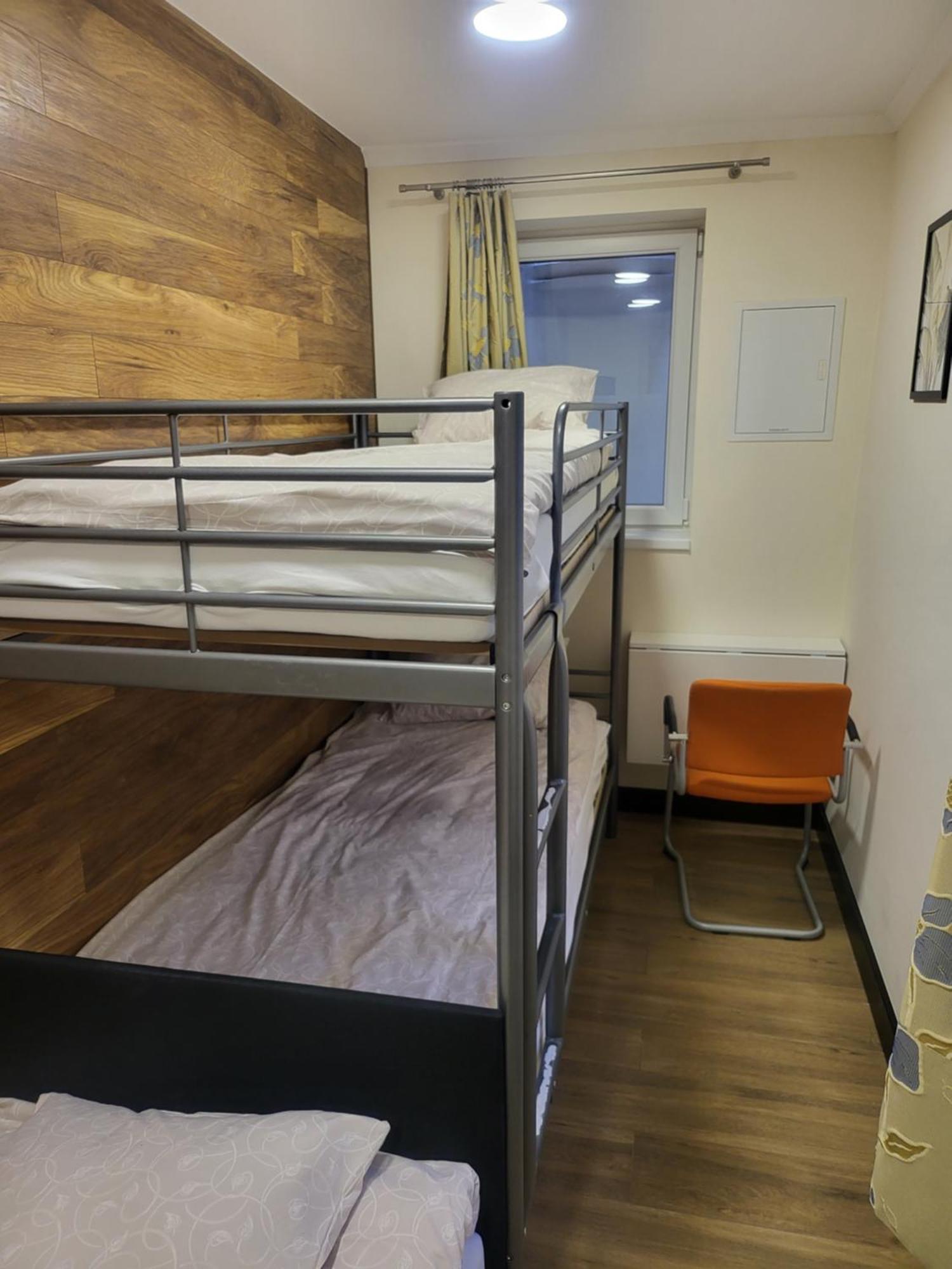 Rooms4rest Bokserska - Private For Tourists - Atr Consulting Sp, Z O,o, Nakvynės namai Warsaw